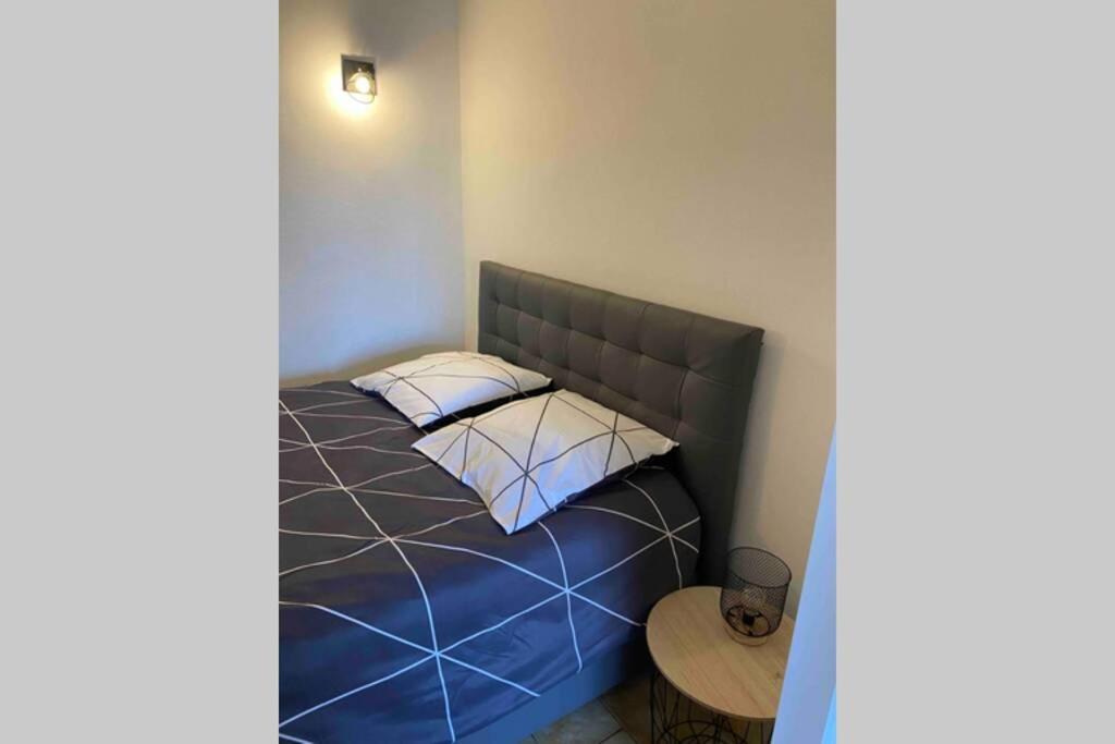 Appartement Chaleureux Au Coeur D Un Village Classe Villebois-Lavalette ภายนอก รูปภาพ